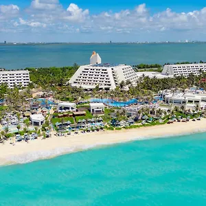 Resort Grand Oasis